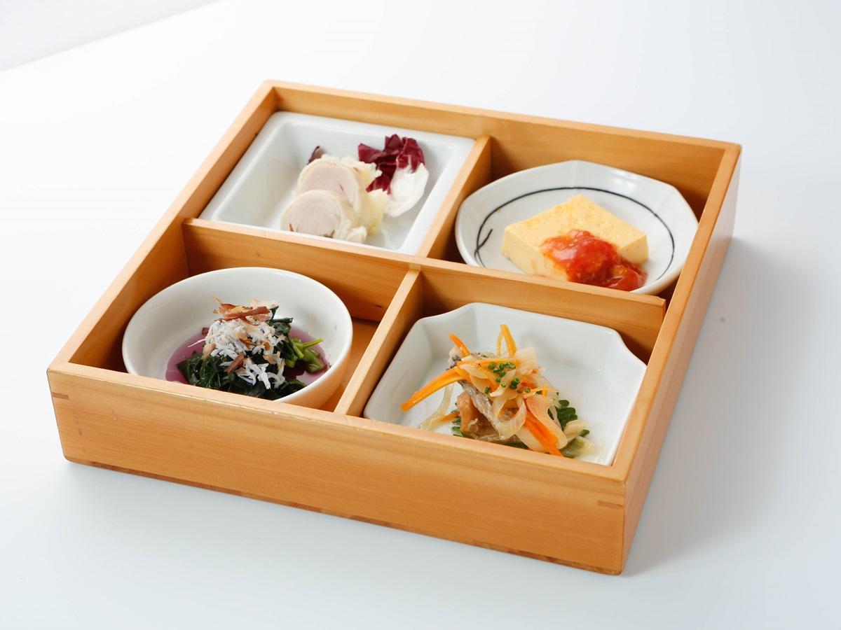 源泉掛け流しの宿albergo湯楽 Yugawara Exterior photo